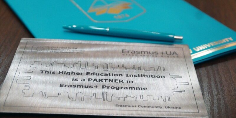 erazmus5-05-01-2021